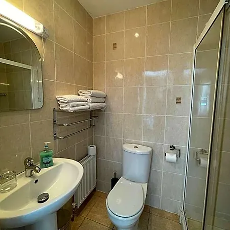 Deerbrook House B&B-2